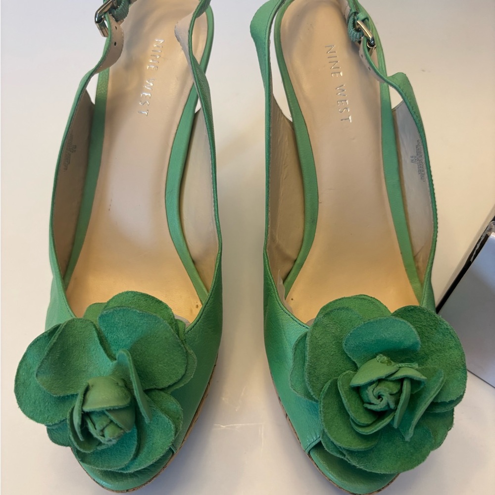 Nine West Green Floral Slingback Heels (Worn once!)